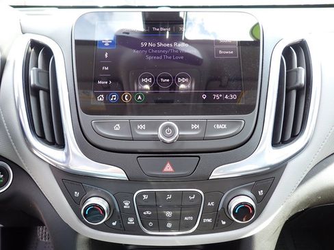 Used 2019 Chevrolet Equinox Premier image 24