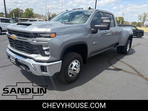 New 2026 Chevrolet Silverado 3500 LT w/ Texas Edition image 4