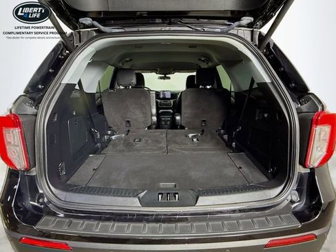 Certified 2022 Ford Explorer XLT w/ Equipment Group 202A image 26