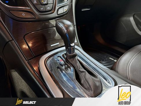 Used 2016 Buick Regal AWD image 16