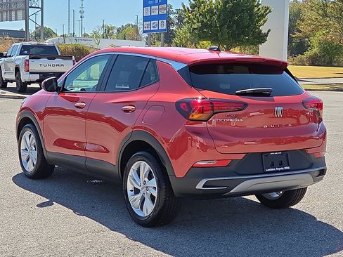Used 2024 Buick Encore GX Preferred FWD image 4