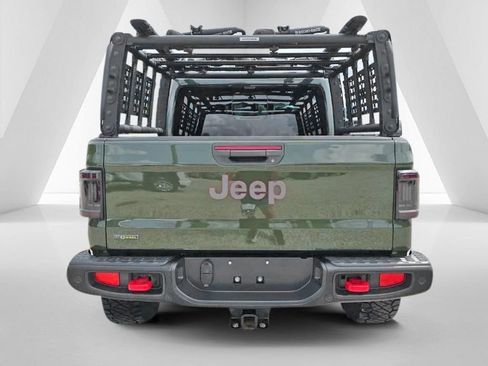 Used 2021 Jeep Gladiator Rubicon AWD/4WD image 5