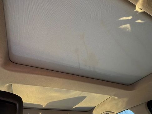 Used 2013 Mercedes-Benz GLK 350 GLK 350 4MATIC Sport Utility 4 w/ Premium 1 Pkg image 18