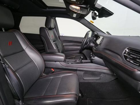 Used 2025 Dodge Durango R/T w/ Blacktop Package AWD/4WD image 18