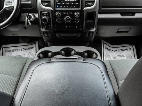 Used 2021 RAM 1500 Warlock AWD/4WD image 12