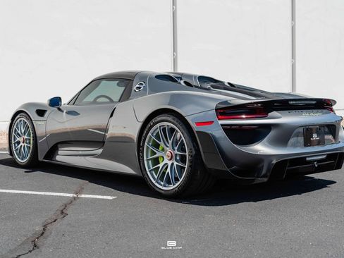 Used 2015 Porsche 918 Spyder AWD/4WD image 24