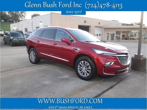 Used 2023 Buick Enclave Essence image 1