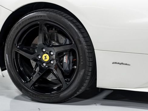 Used 2014 Ferrari 458 Spider RWD image 48