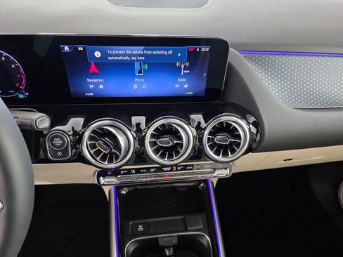 New 2026 Mercedes-Benz GLA 250 image 14