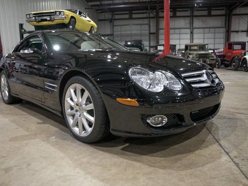 Used 2007 Mercedes-Benz SL 550 image 12