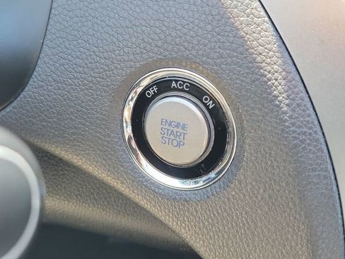 Used 2016 Hyundai Azera image 27