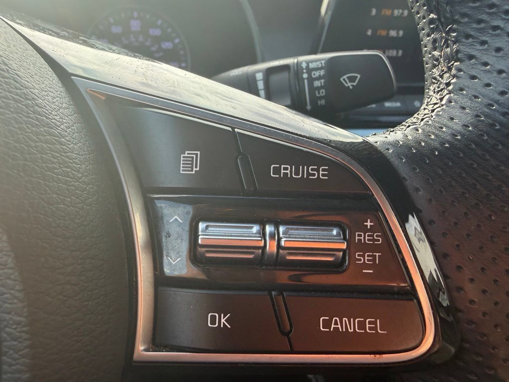Used 2021 Kia Forte GT-Line FWD image 12