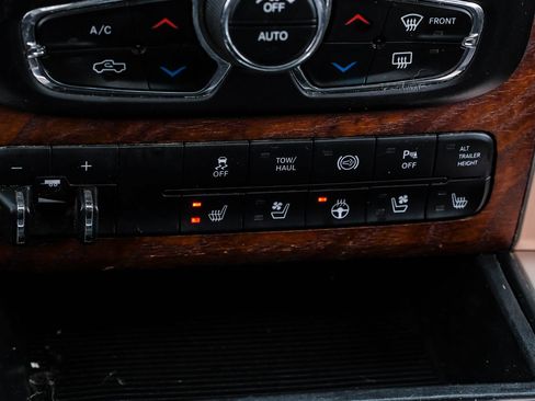 Used 2015 RAM 3500 Laramie Longhorn AWD/4WD image 29