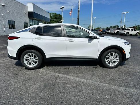 New 2026 Buick Envista Sport Touring w/ Convenience I Package FWD image 2