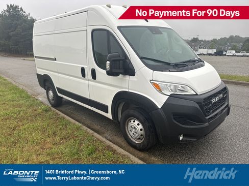Used 2024 RAM ProMaster 2500 w/ Convenience Group FWD image 1