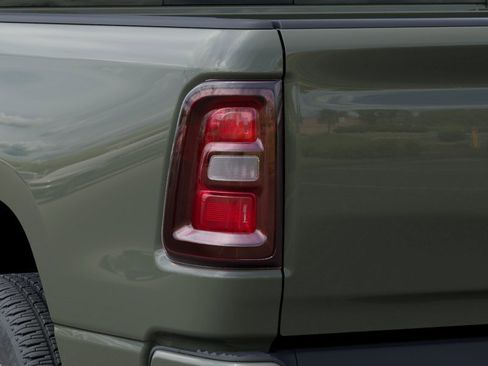 New 2026 RAM 1500 Express AWD/4WD image 9