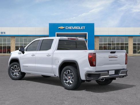 New 2026 GMC Sierra 1500 SLE image 3