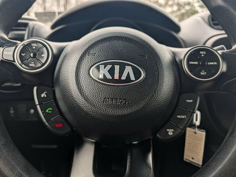 Used 2014 Kia Soul image 27