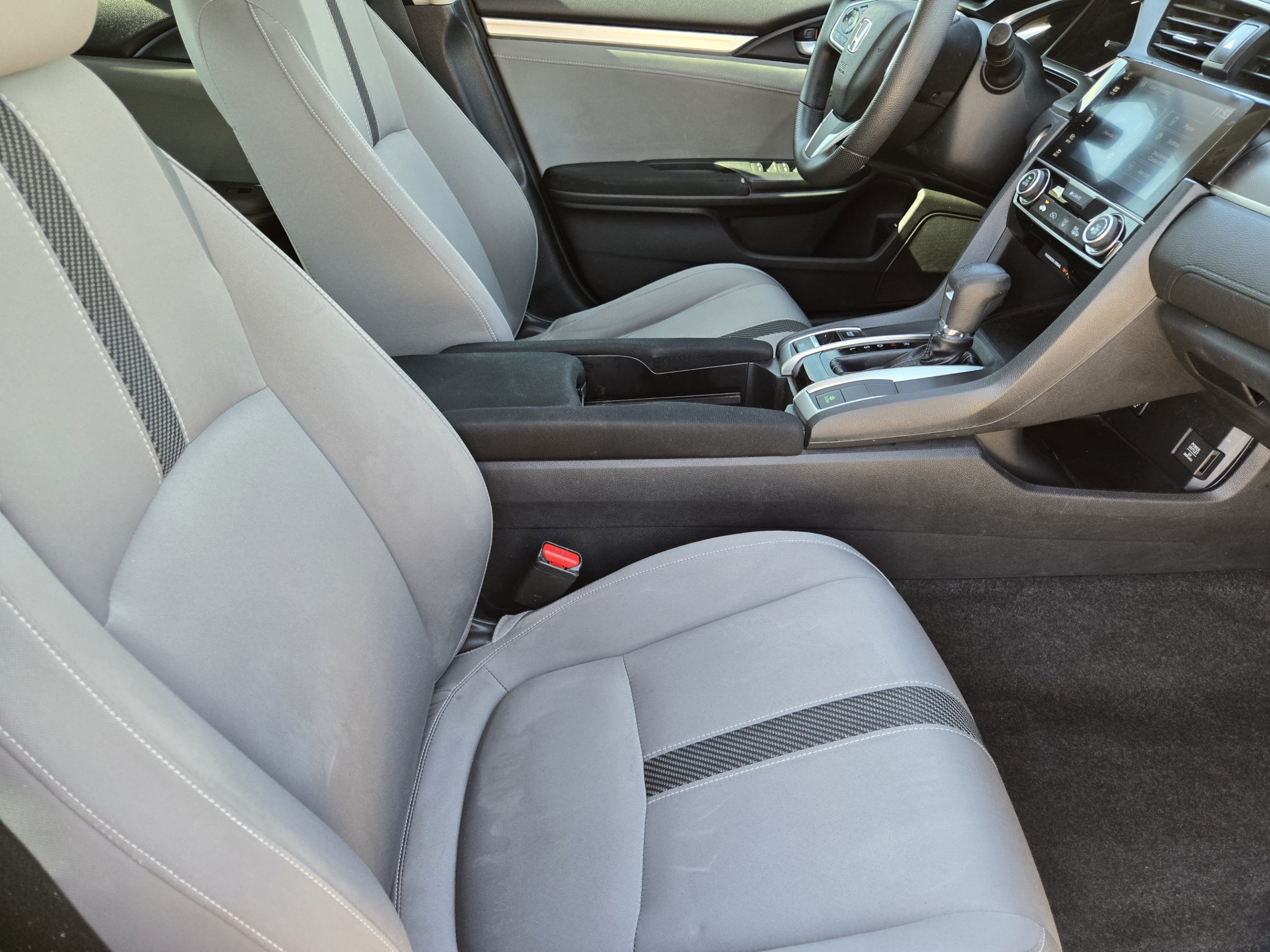 Used 2016 Honda Civic EX image 10