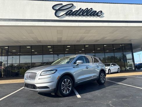 Used 2023 Lincoln Nautilus Reserve w/ Cargo Utility Package AWD/4WD image 1