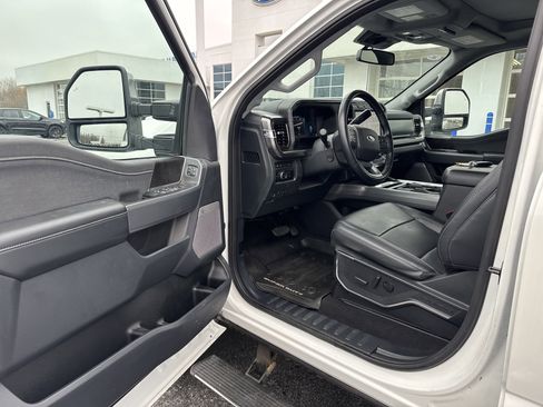 Certified 2023 Ford F350 Lariat w/ Lariat Ultimate Package image 21