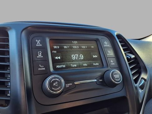 Used 2016 Jeep Cherokee Sport image 5