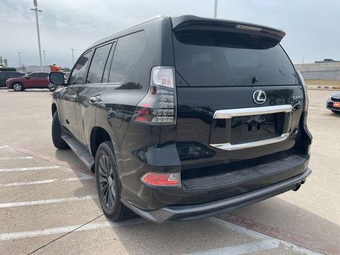 Used 2023 Lexus GX 460 Premium w/ Accessory Package image 7