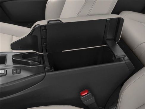 New 2026 Lexus UX 300h FWD image 10