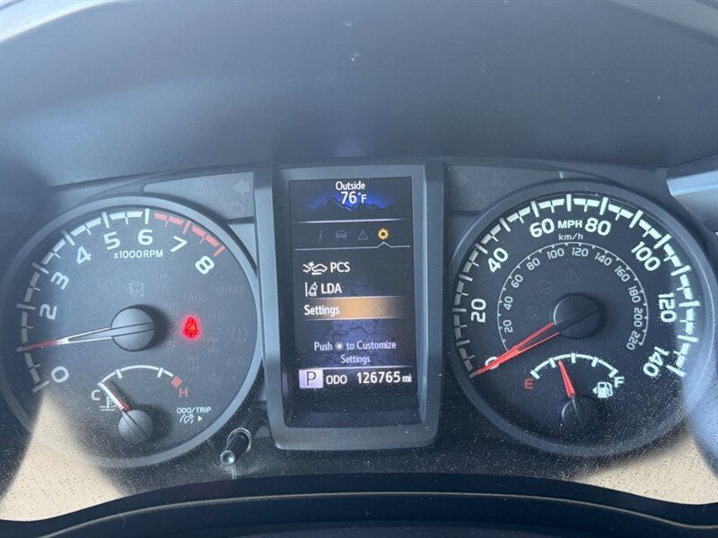 Used 2019 Toyota Tacoma SR AWD/4WD image 29