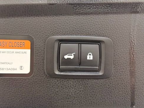 Used 2025 Mitsubishi Eclipse Cross AWD image 6