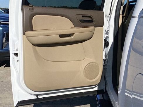 Used 2011 GMC Sierra 1500 SLT w/ SLT Convenience Package image 32