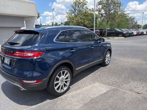 Certified 2019 Lincoln MKC Reserve FWD image 2