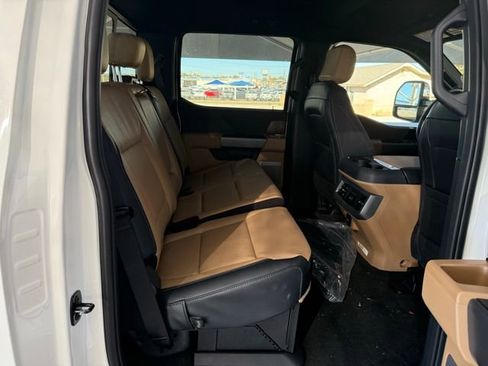 New 2026 Ford F250 Lariat w/ Chrome Package image 10
