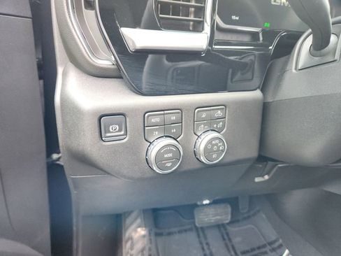 New 2026 GMC Sierra 2500 SLT w/ SLT Premium Package AWD/4WD image 15