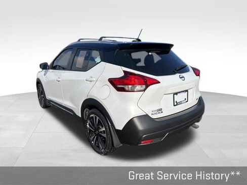 Used 2019 Nissan Kicks SR w/ SR Premium Package image 13
