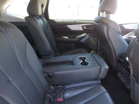 Certified 2023 Acura MDX FWD w/ Technology Package image 12