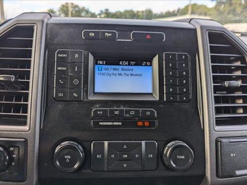 Used 2020 Ford F250 XL w/ Power Equipment Group image 21