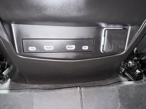 Used 2023 Cadillac Escalade ESV Sport Platinum w/ LPO, ONYX Package image 21