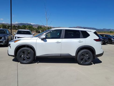 New 2026 Nissan Rogue SV w/ Cold Weather Package AWD/4WD image 2