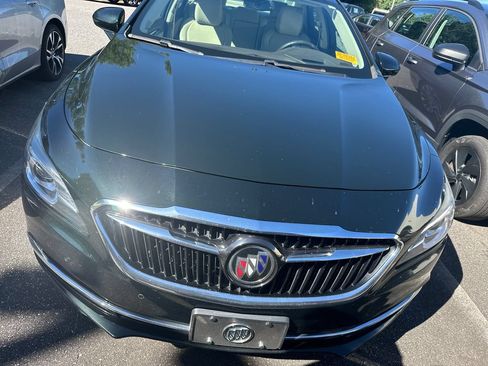 Used 2017 Buick LaCrosse Premium w/ Driver Confidence Package #2 FWD image 5
