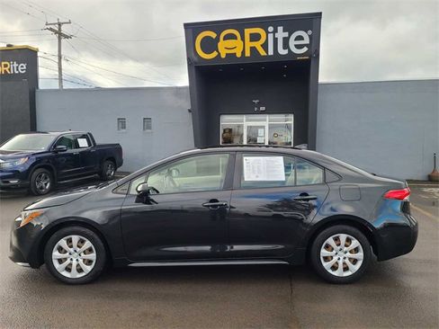 Used 2020 Toyota Corolla LE image 10