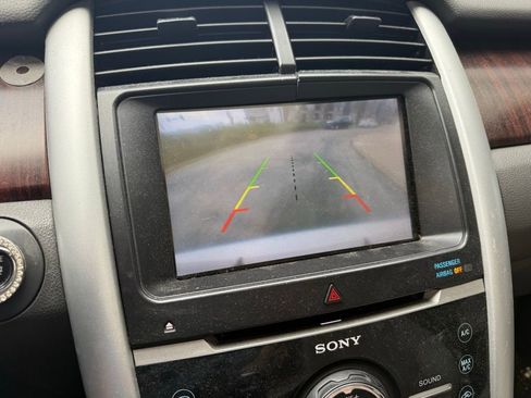 Used 2013 Ford Edge Limited image 6