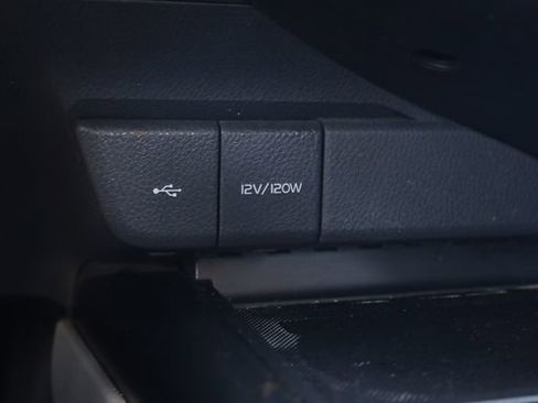 Used 2020 Toyota Camry LE FWD image 19