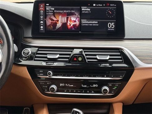 Used 2021 BMW 530i 530i w/ M Sport Package image 16