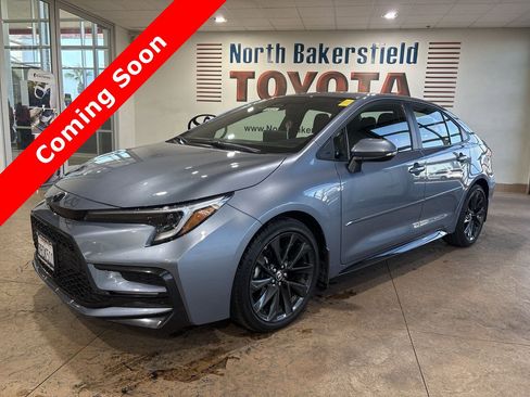 Used 2025 Toyota Corolla SE w/ SE Premium Package image 1