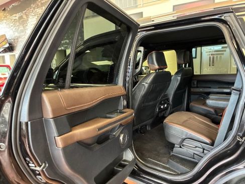 Used 2020 Ford Expedition King Ranch AWD/4WD image 28