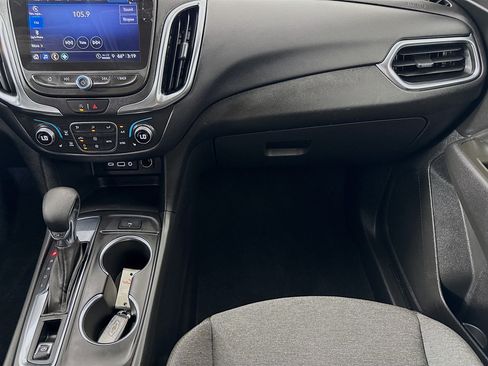 Used 2024 Chevrolet Equinox LT FWD image 24