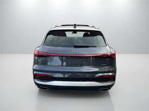 Used 2025 Audi Q5 Premium Plus image 6