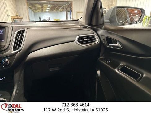 Used 2024 Chevrolet Equinox LT AWD/4WD image 21