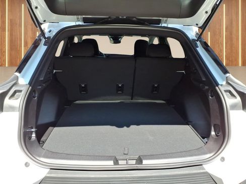 New 2026 Chevrolet Equinox EV LT FWD image 30
